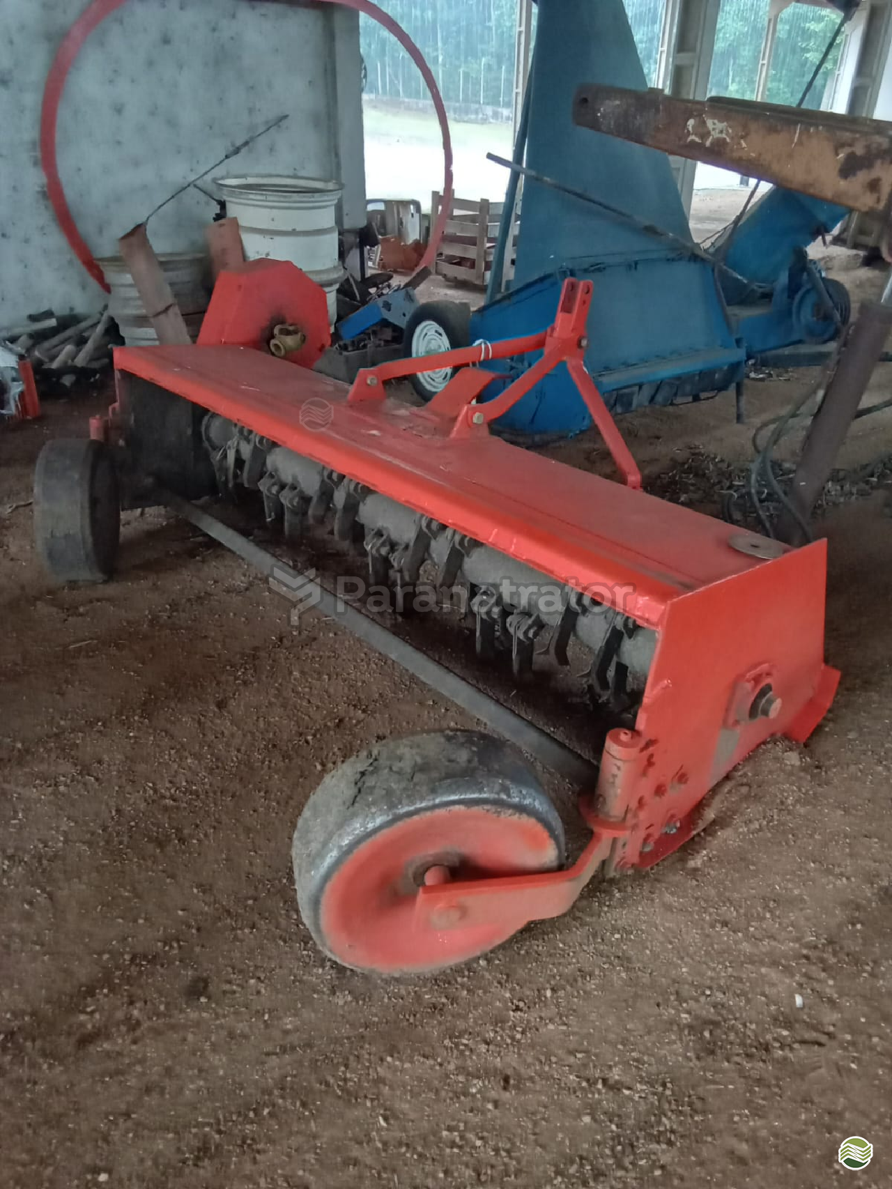 IMPLEMENTOS AGRICOLAS TRITURADOR LIMPEZA TRITURADOR HIDRÁULICO Paranatrator CASTRO PARANÁ PR